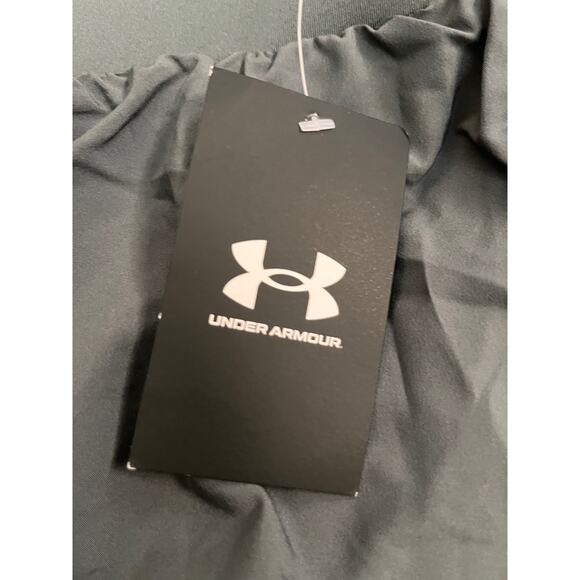 NWT UNDER ARMOUR Women's Loose Run shorts Gray/Pink Sz XS - Picture 7 of 9